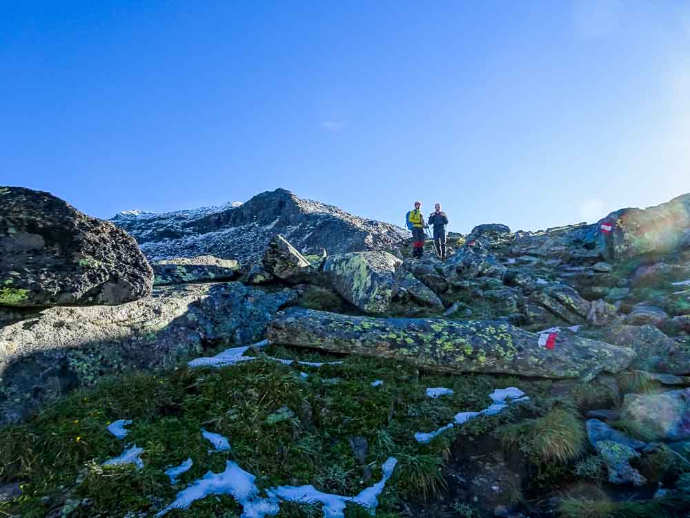 Aufstieg auf den Keeskogel beginnt (im Hintergrund der Gipfel).